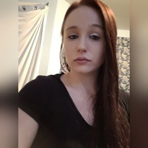 Meet your Posher, Desirae